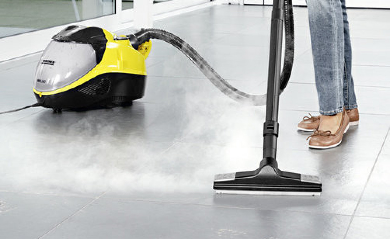 Carpet cleaners for rent, KARCHER SV7 Steam Vacuum Cleaner rent, Klaipėda