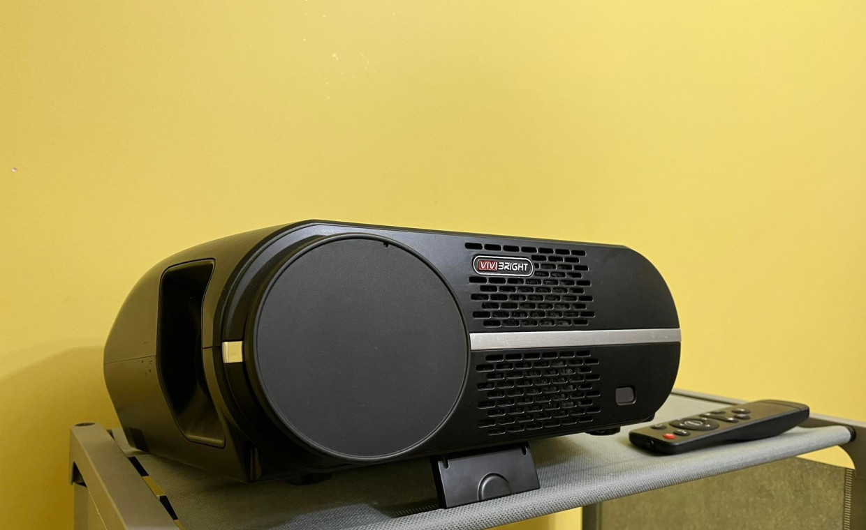 Projectors for rent, Projektorius Vivibright GP100 1080p HD rent, Vilnius