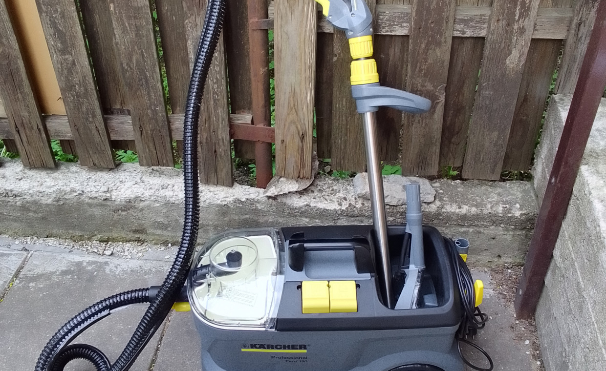 Carpet cleaners for rent, Plaunamas siurblys Karcher Puzzi 10/1 rent, Klaipėda