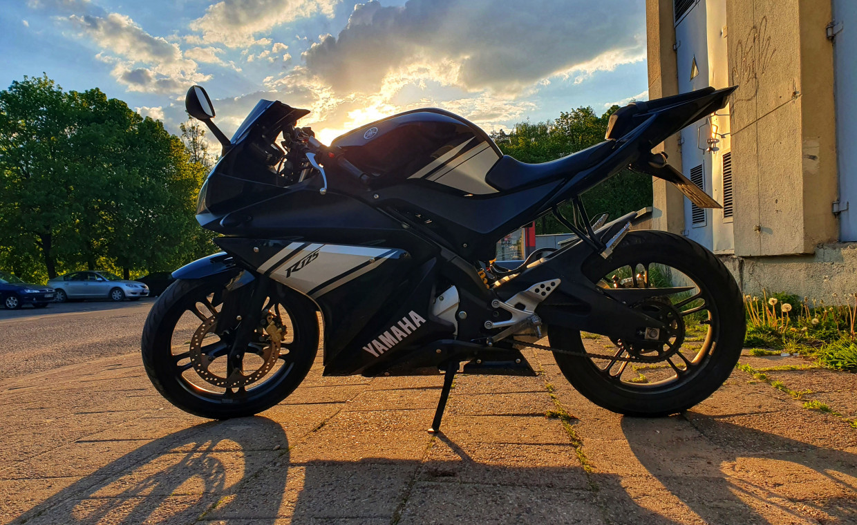 Motorcycles for rent, Yamaha YZF-R125 (125cc) rent, Vilnius