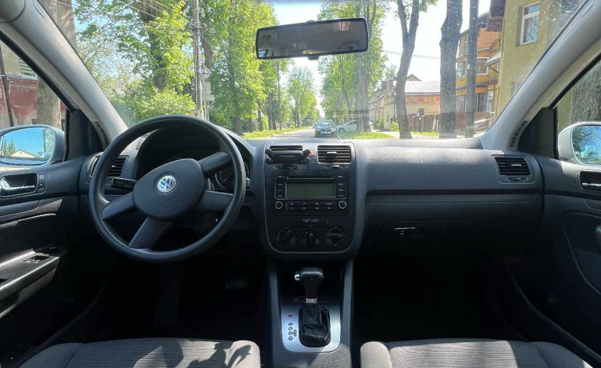 Car rental, Golf 5 (automat, diesel) rent, Kaunas