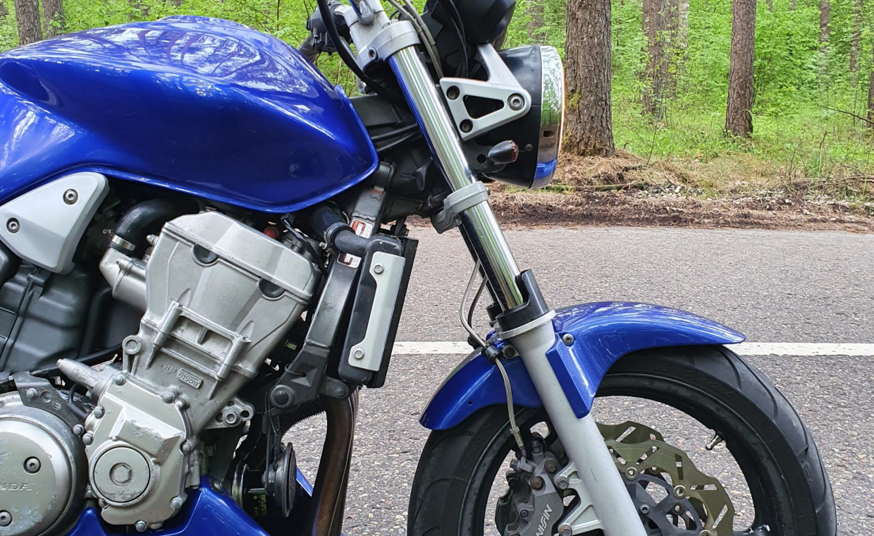 Motorcycles for rent, Honda Hornet 919cc 78kw rent, Vilnius