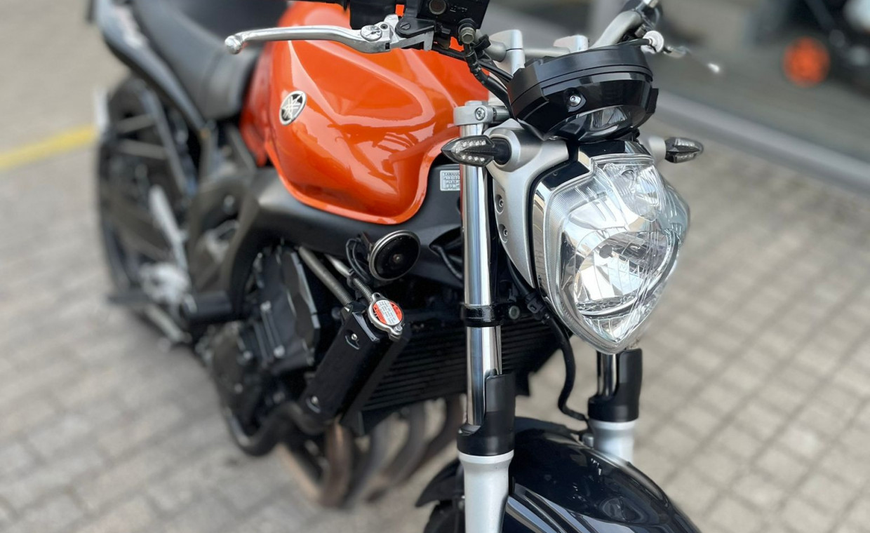 Motorcycles for rent, Yamaha FZ6  street rent, Vilnius