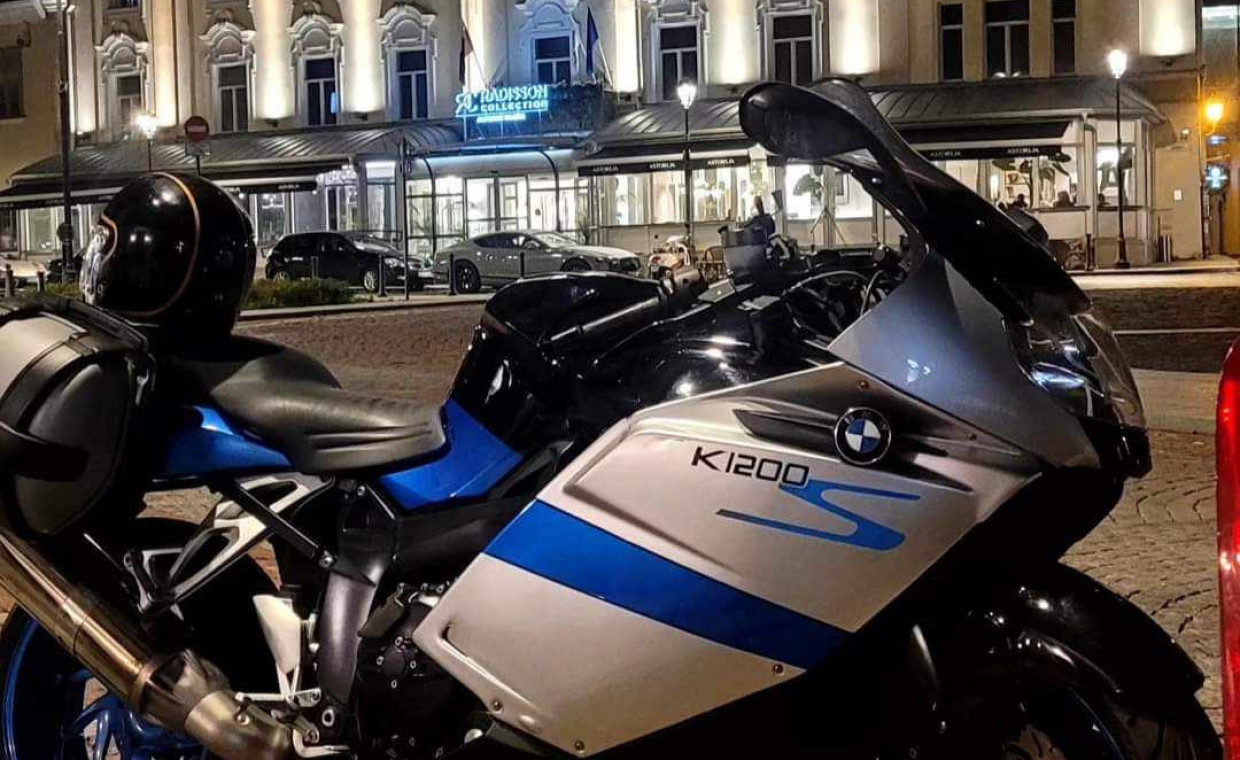 Motorcycles for rent, BMW K1200S 2vnt rent, Kaunas