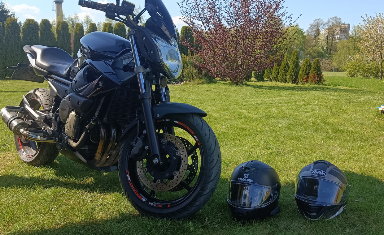 Motorcycles for rent, Yamaha xj6 rent, Marijampolė