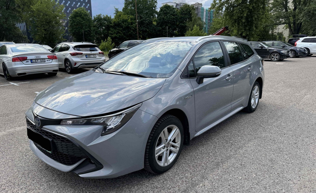 Car rental, Toyota Corolla Hybrid rent, Vilnius