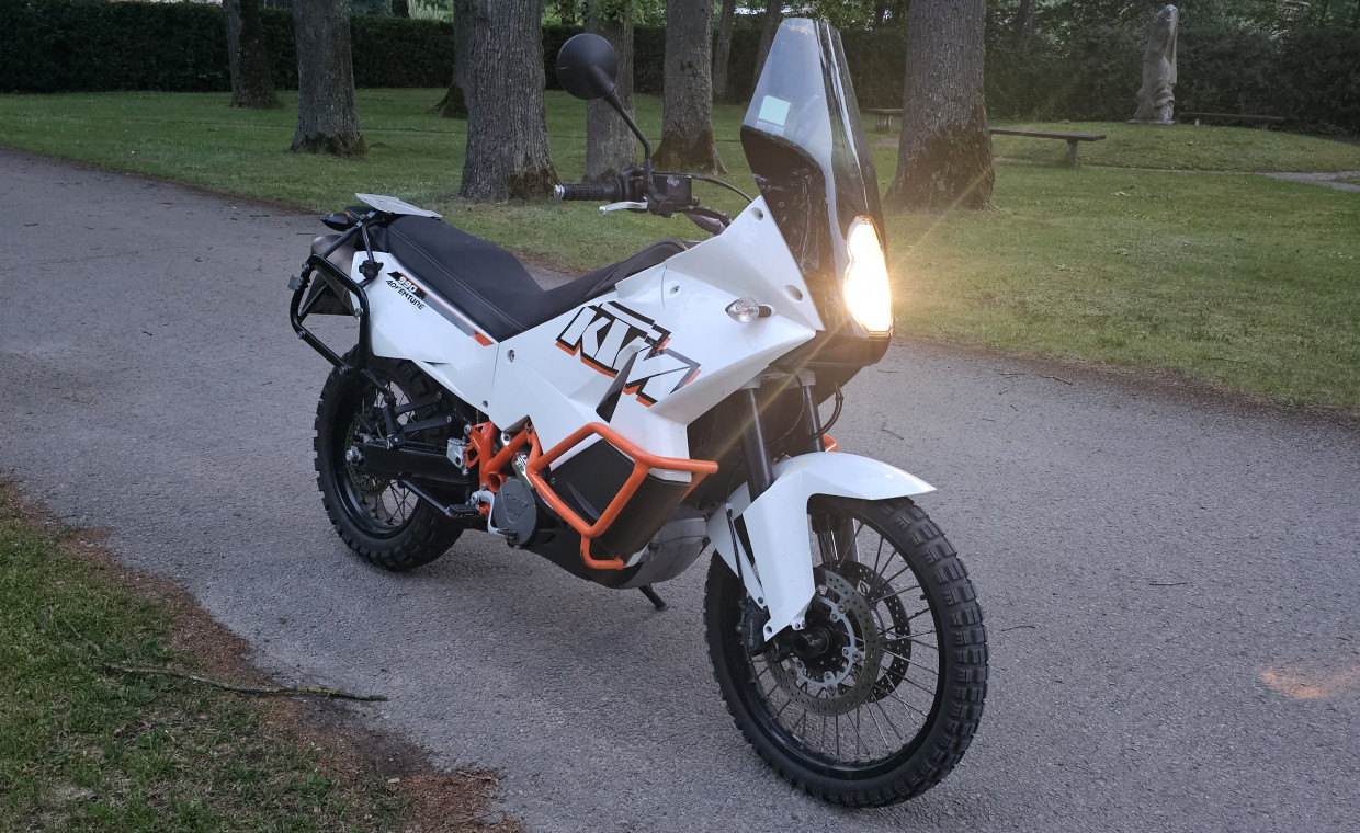 Motorcycles for rent, KTM ADVENTURE 990 rent, Tauragė