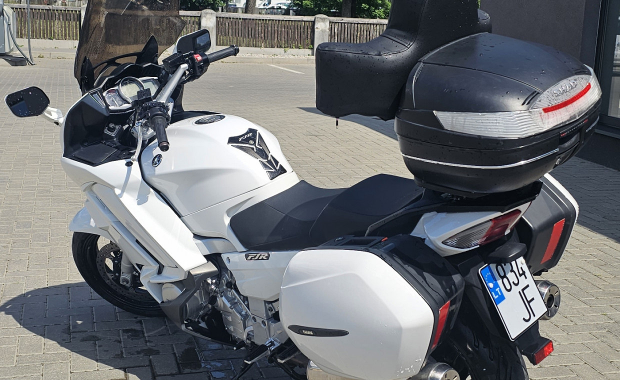 Motorcycles for rent, YAMAHA FJR1300 rent, Tauragė