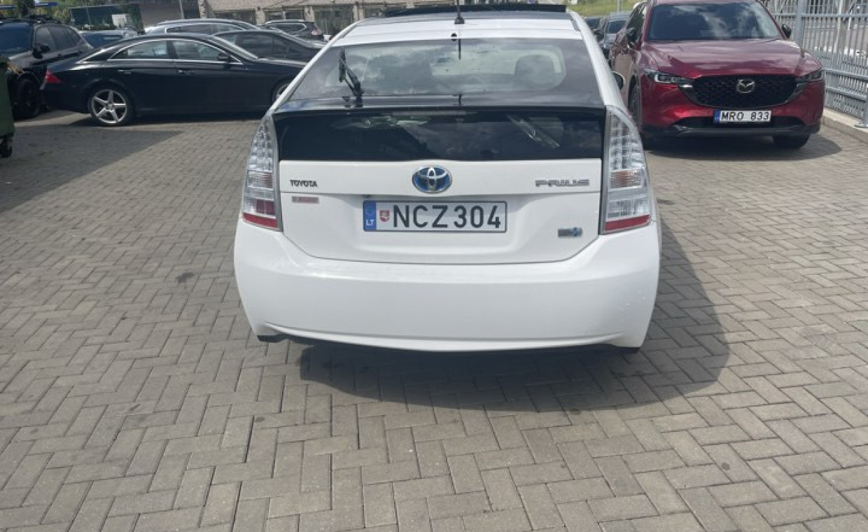 Car rental, Toyota Prius rent, Kaunas