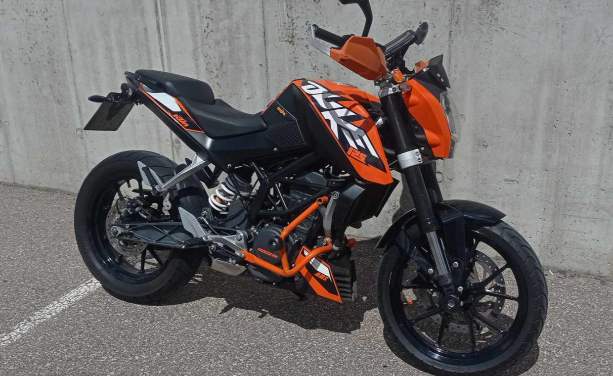 Motorcycles for rent, Motociklas KTM Duke 125 (A1 kategorija) rent, Vilnius