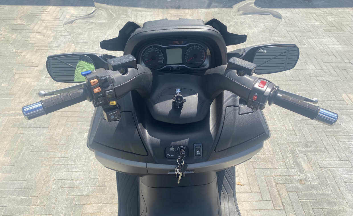 Motorcycles for rent, Suzuki Burgman 650 rent, Vilnius