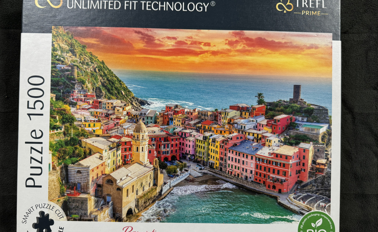 Holiday and travel items for rent, Trefl 1500 detalių puzzle - Vernazza rent, Klaipėda