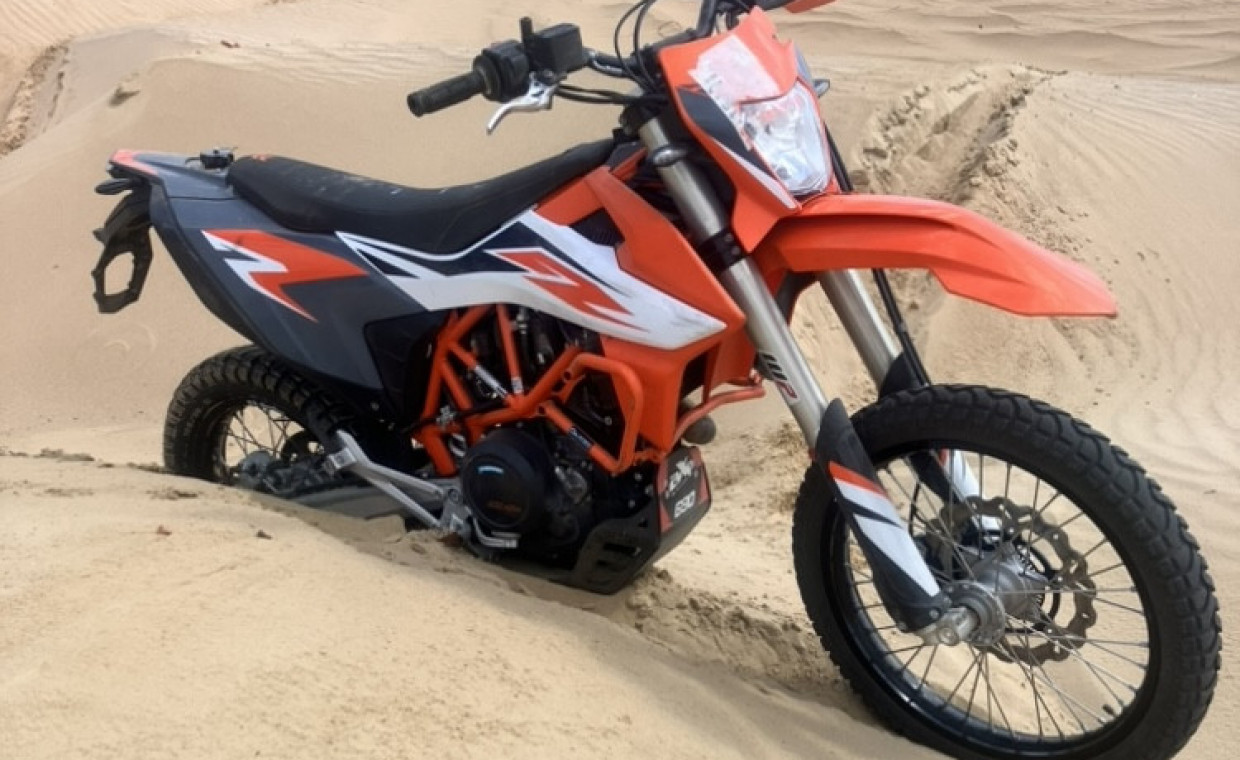 Motorcycles for rent, KTM 690R 2022 rent, Tauragė