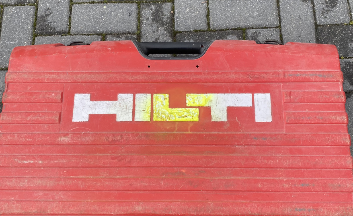 Tools for rent, HILTI atskėlimo plaktukas rent, Gargždai