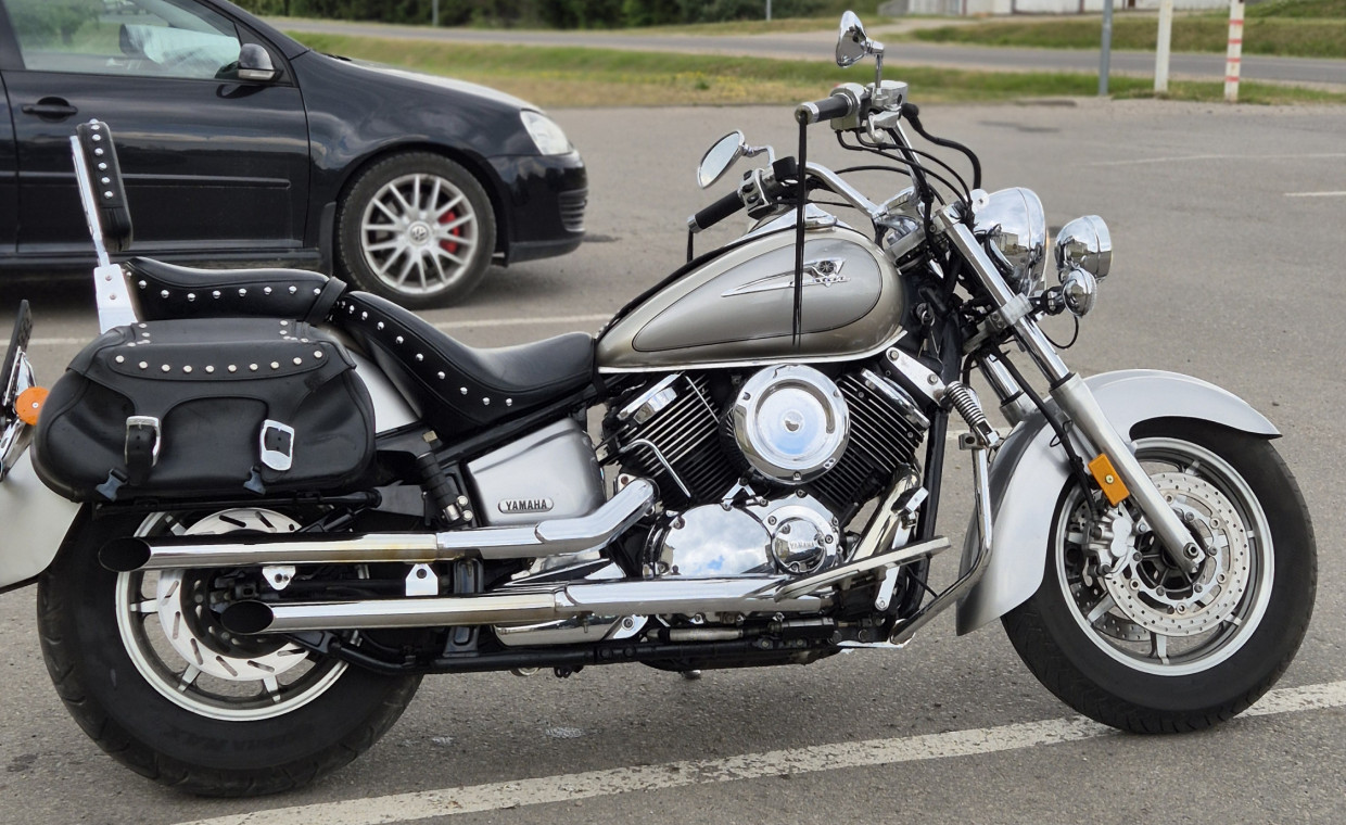 Motorcycles for rent, Yamaha XVS 1100 Drag Star rent, Kaunas