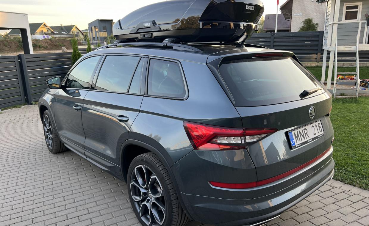 Car accessories for rent, Stogo bagažinė Thule Motion XT L rent, Vilnius