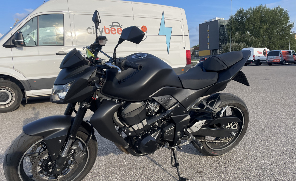 Motorcycles for rent, Kawasaki Z750 rent, Vilnius