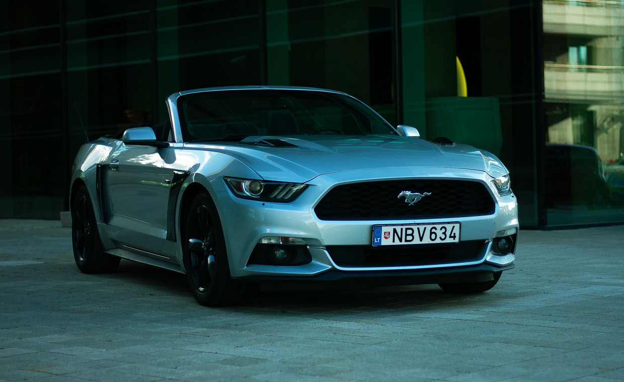 Car rental, Ford Mustang 3.7 l rent, Vilnius