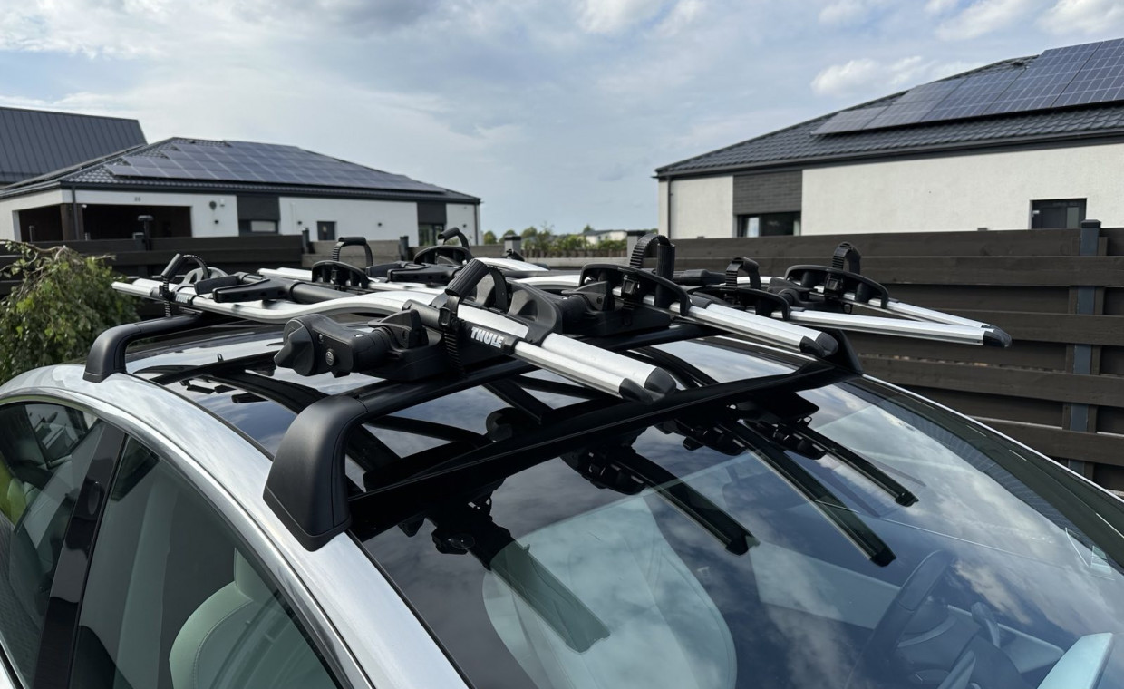 Car accessories for rent, TESLA 3 Stogo skersiniai (Roof rack) rent, Vilnius