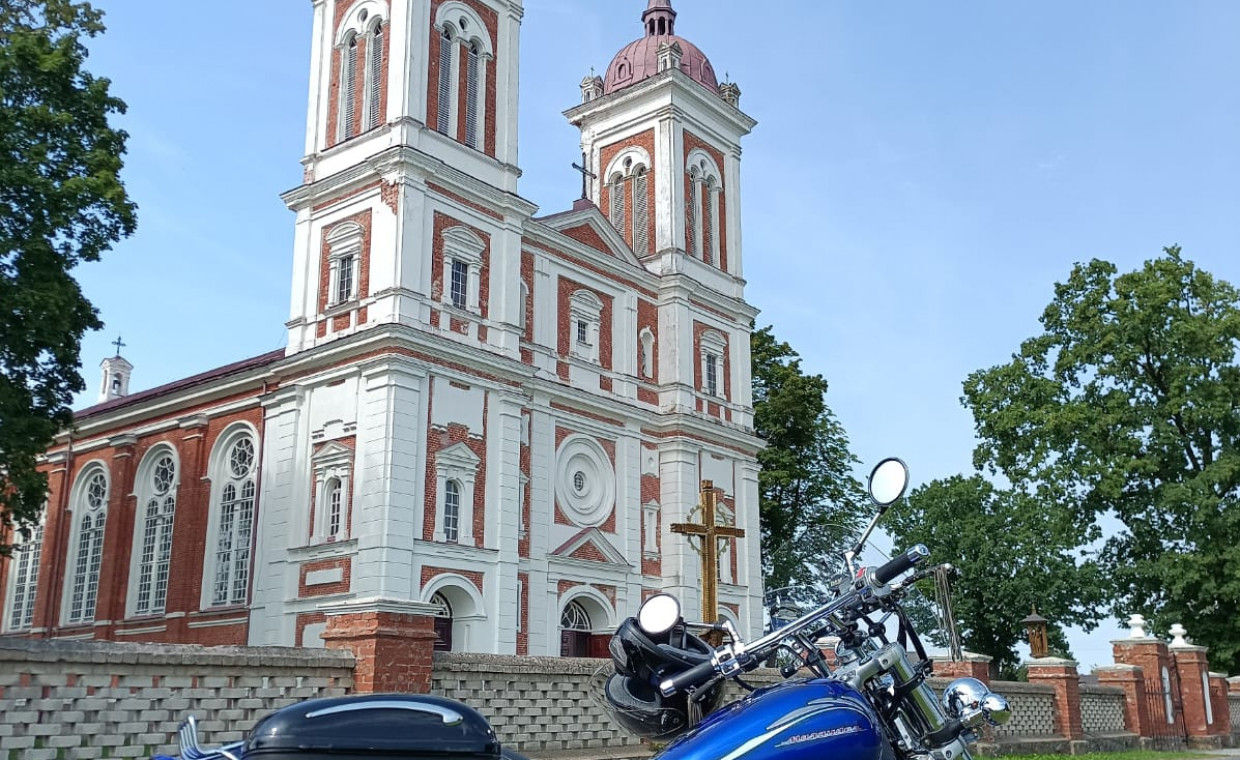 Motorcycles for rent, Suzuki VZ 800 Marauder rent, Užliedžiai