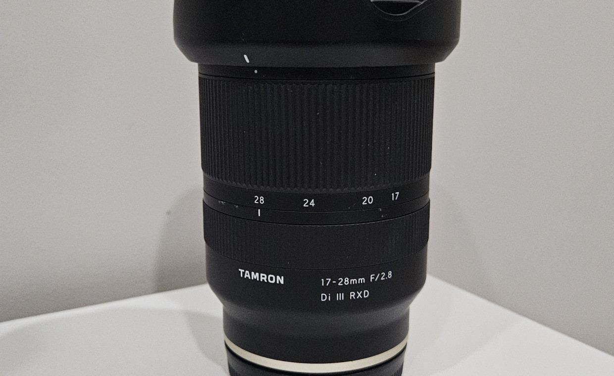 Camera lenses for rent, Tamron 17-28mm f/2.8 Sony E rent, Vilnius