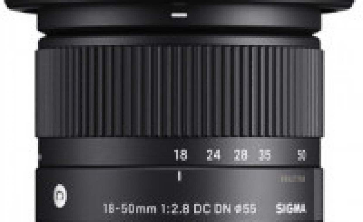 Camera lenses for rent, Sigma 18-50mm f/2.8 DC DN Cont. (Sony) rent, Vilnius