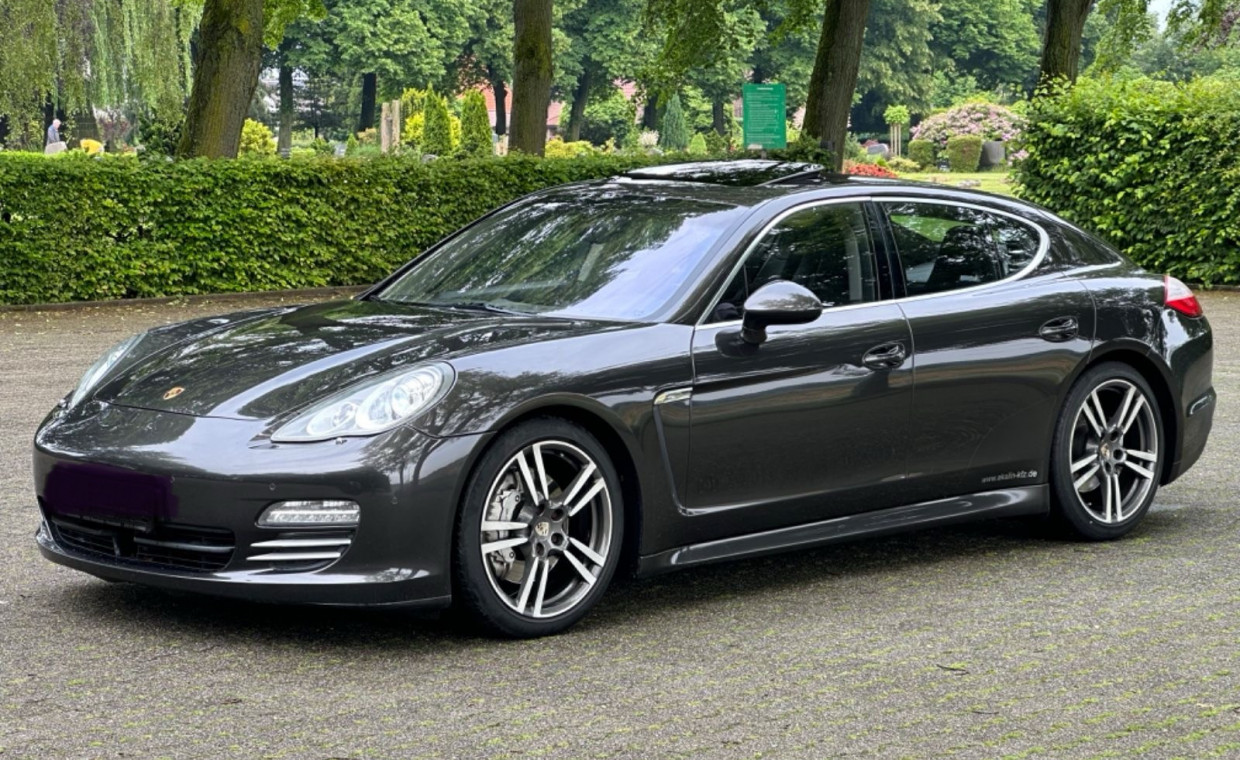 Car rental, Porsche Panamera rent, Vilnius