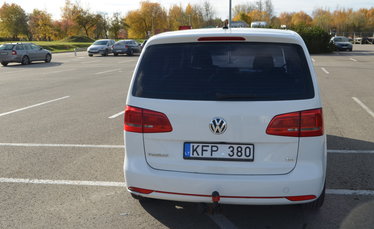 Car rental, Volkswagen Touran rent, Šiauliai