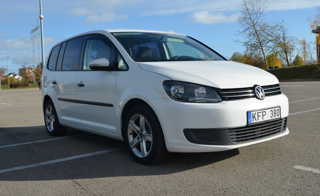 Car rental, Volkswagen Touran rent, Šiauliai