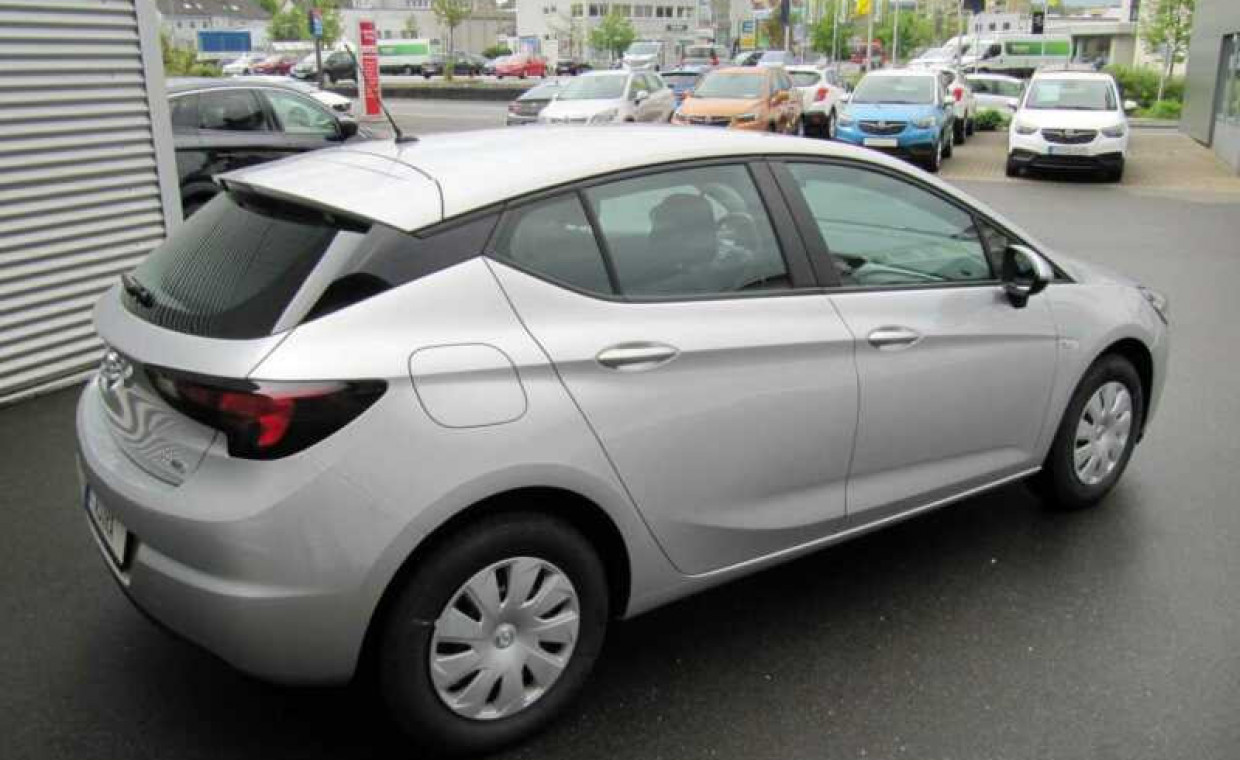 Car rental, Automobilis Opel Astra rent, Vilnius