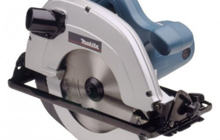 Rankinis diskinis pjūklas Makita 5704RK