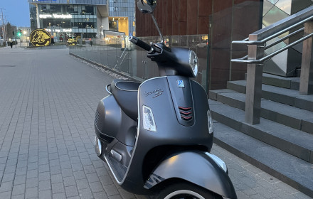 PIAGGIO VESPA GTS SUPER SPORT