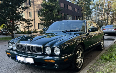 Retro Jaguar’o nuoma