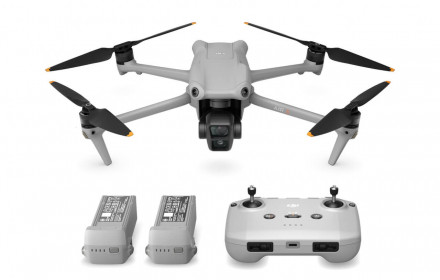 DJI Air 3 Fly More Combo (DJI RC-N2)