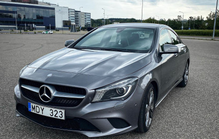 MB CLA 220