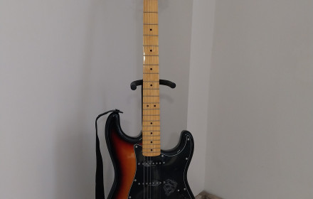 Gitara Squier Stratocaster