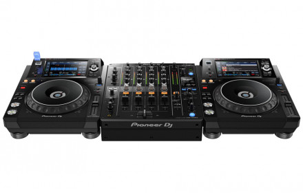 Pioneer CDJ2000