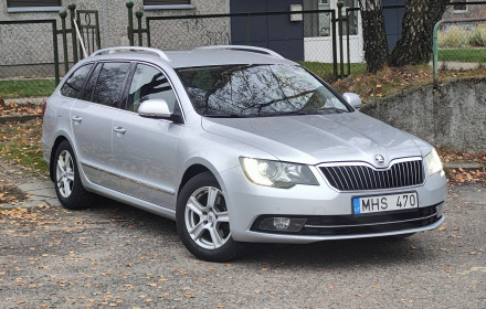 Škoda superb